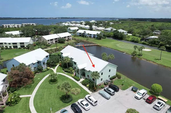 Sebastian, FL 32958,5725 Pelican Pointe Dr #4