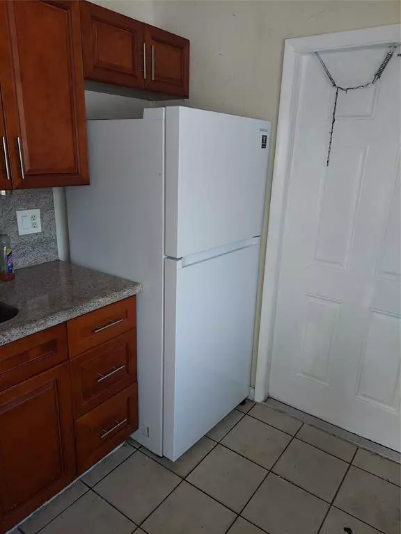 Fort Lauderdale, FL 33305,1829 N Dixie Hwy