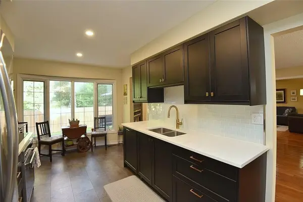 Hamilton, ON L9G 4X7,175 Fiddlers Green RD #59