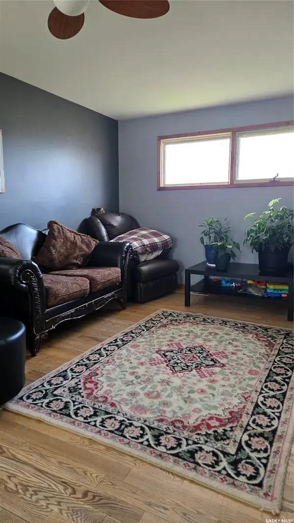 112 4th STREET E, Carnduff, SK S0C 0S0