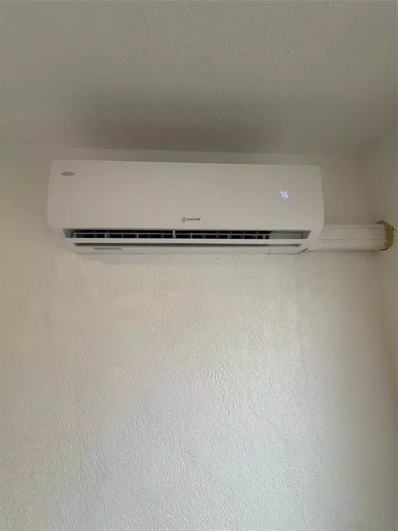 Hollywood, FL 33020,2213 Lincoln St #4