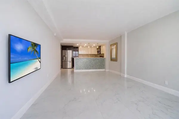 Sunny Isles Beach, FL 33160,19380 Collins Ave #507