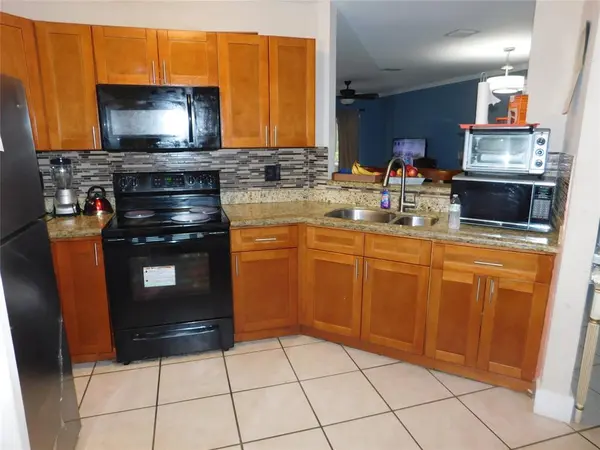 Deerfield Beach, FL 33442,1106 SW 44th Way