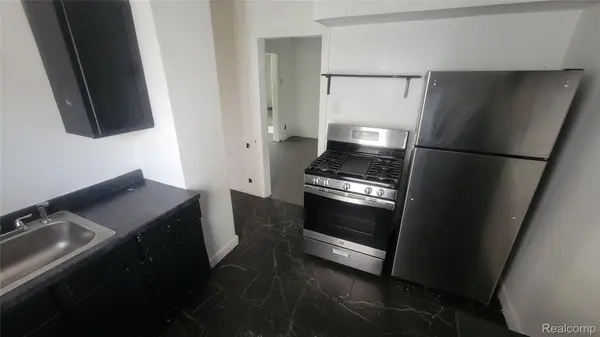 Detroit, MI 48221,16171 SANTA ROSA DR