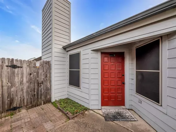 Irving, TX 75060,2806 Harvest Lake Drive