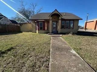 Bonham, TX 75418,611 Chestnut Street
