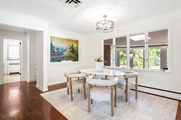 Livingston Twp., NJ 07039,16 Crossbrook Pl