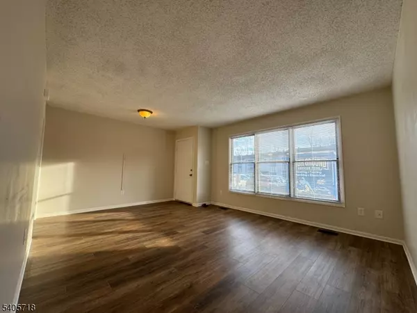 Hamburg Boro, NJ 07419,42 Burlington Ct