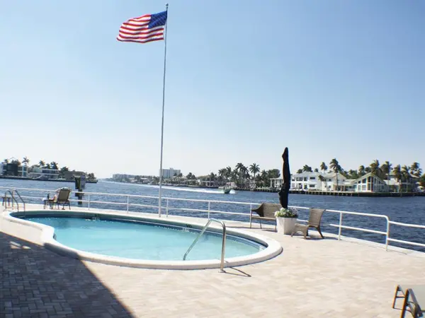 Pompano Beach, FL 33062,1201 S Riverside Dr #206