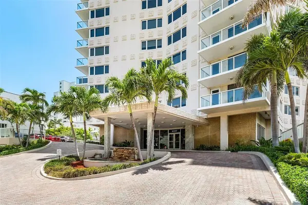 Fort Lauderdale, FL 33316,3000 Holiday #606