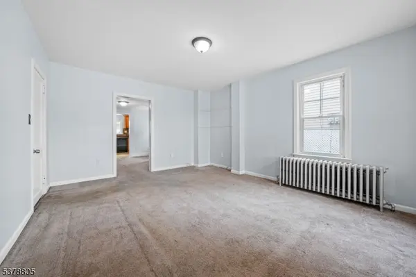 Boonton Town, NJ 07005,244 Myrtle Avenue, 2 #2