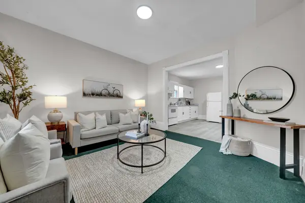 Oshawa, ON L1H 4R2,164 Albert ST