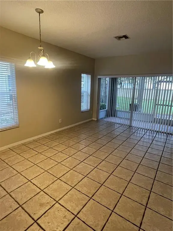 Pembroke Pines, FL 33025,12115 SW 2nd St