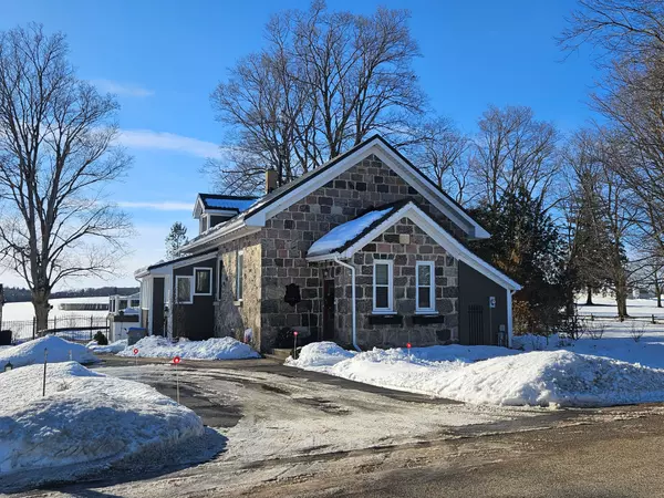 North Perth, ON N0G 1Y0,6265 Line 89 N/A