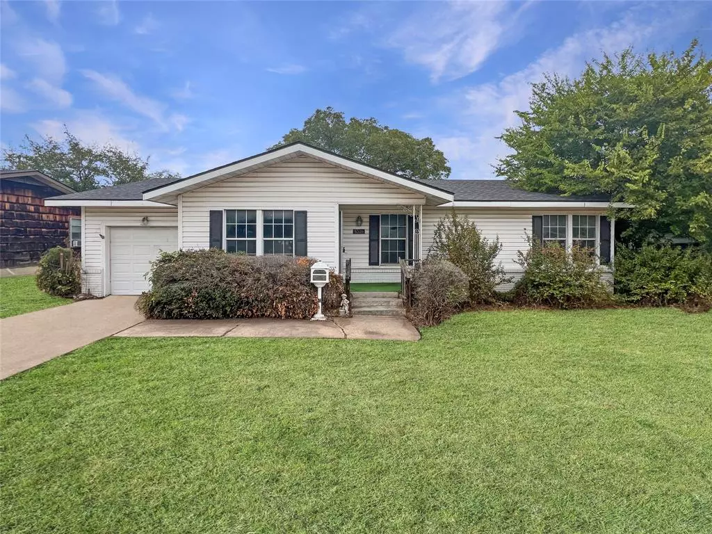 Haltom City, TX 76117,5305 Ira Street