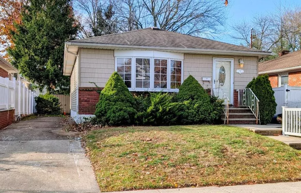 Staten  Island, NY 10306,76 Peter AVE