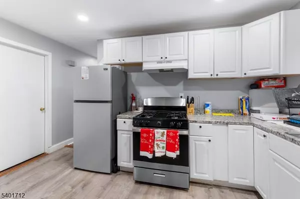 Elizabeth City, NJ 07202,632-634 Maple Ave