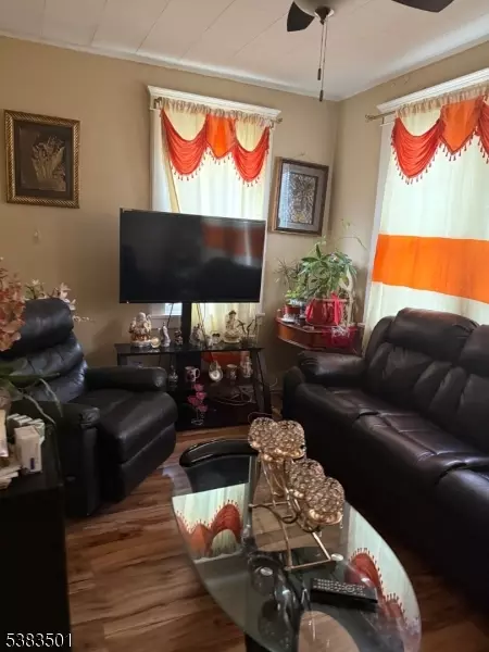 Paterson City, NJ 07513,495 21St Ave