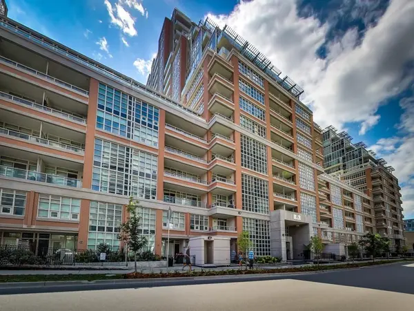 Toronto C01, ON M6K 3R3,75 East Liberty ST #1807