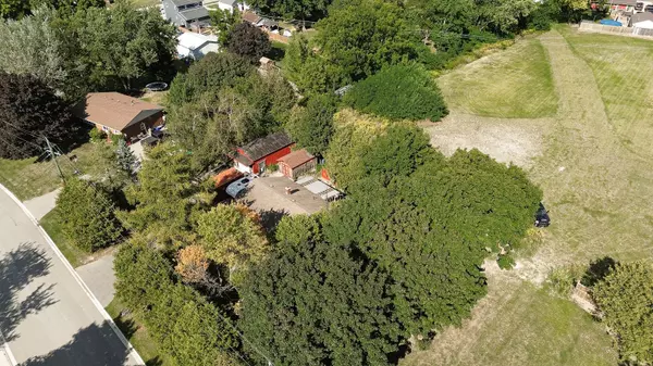 South-west Oxford, ON N0J 1N0,15 Peggy AVE