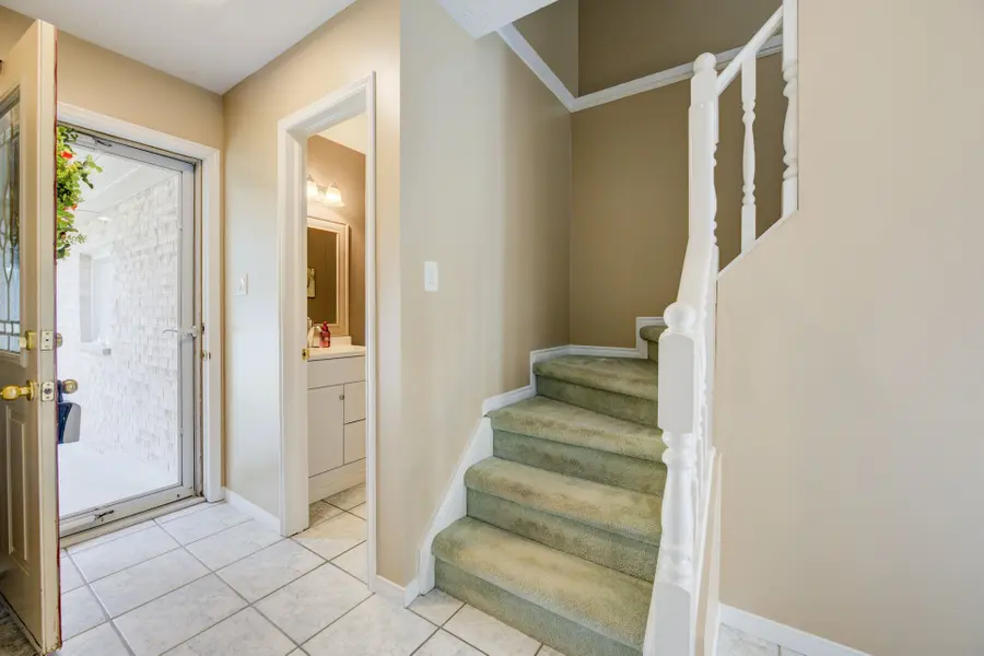 254 Scott RD, Cambridge, ON N3C 3W8