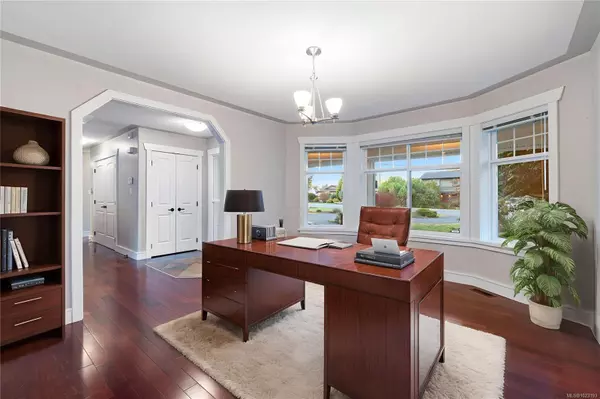 Parksville, BC V9P 1G9,610 Forsyth Ave