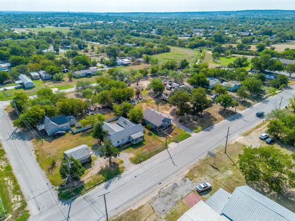 Mineral Wells, TX 76067,905 6th Avenue SE
