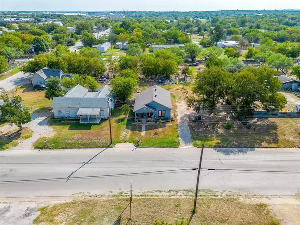 Mineral Wells, TX 76067,905 6th Avenue SE