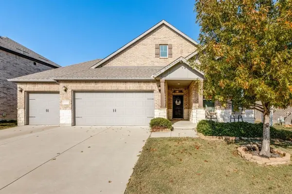 912 Azure Lane,  Celina,  TX 75009
