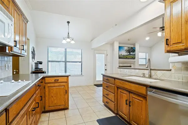 Euless, TX 76039,1000 Forest Trail Court