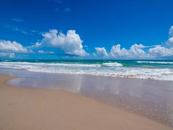 Vero Beach, FL 32963,5400 Highway A1a #I25