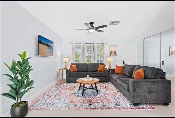 Dania Beach, FL 33004,304 SE 4th St