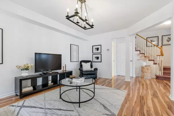 Newmarket, ON L3X 2A7,622 Pinder AVE