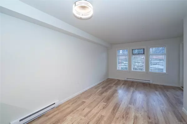 Langford, BC V9B 2W9,663 Goldstream Ave #306