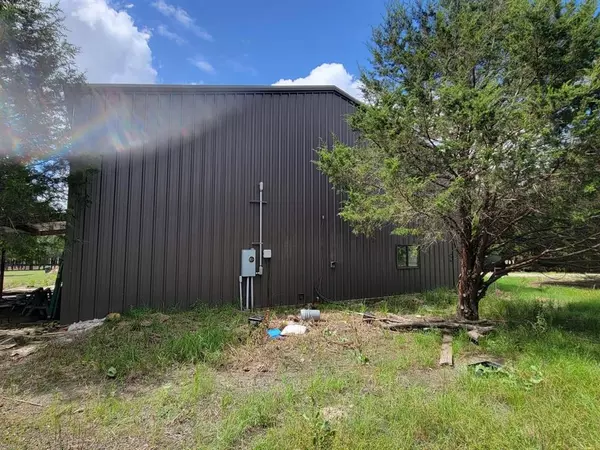 Kaufman, TX 75142,1299 Sunset Drive