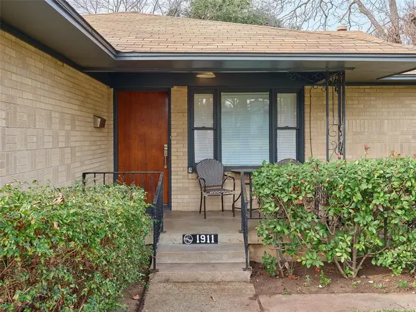 1911 Ferndale, Dallas, TX 75224