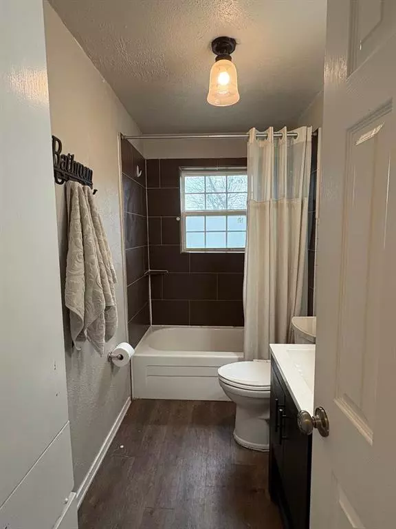 Burleson, TX 76028,712 SW SUNNYBROOK Drive