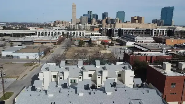 Fort Worth, TX 76104,321 College Avenue