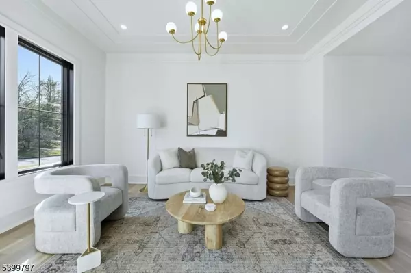 Millburn Twp., NJ 07078,15 Sparta Rd