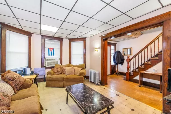 Paterson City, NJ 07504,448 E 31St St