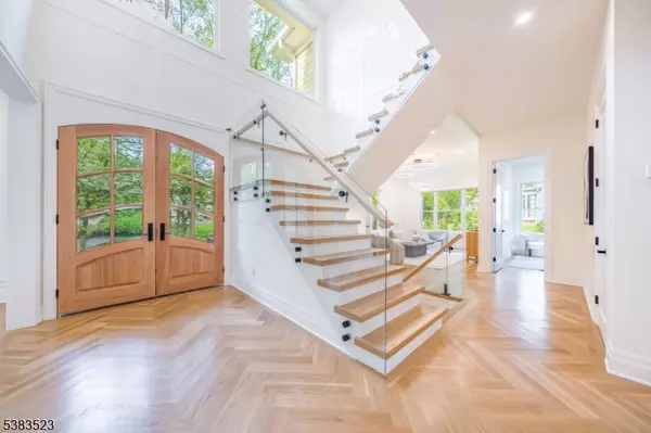 Millburn Twp., NJ 07078,12 Coniston Rd