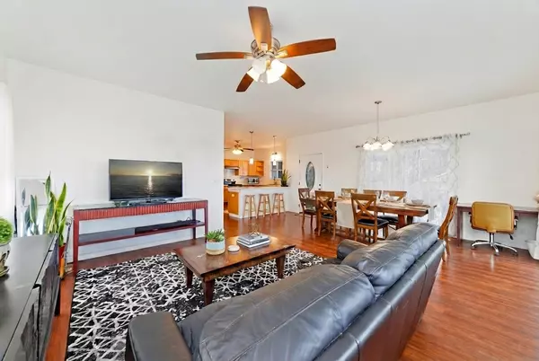 Honokaa, HI 96727,45-503 KAHILI ST