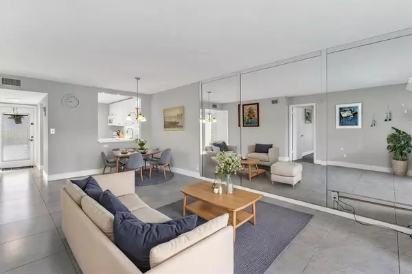 461 NW 76th Ave #106, Margate, FL 33063