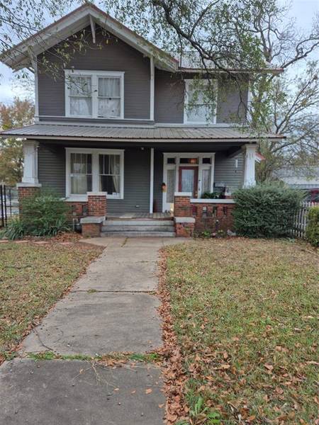 206 6th Street SE, Paris, TX 75460