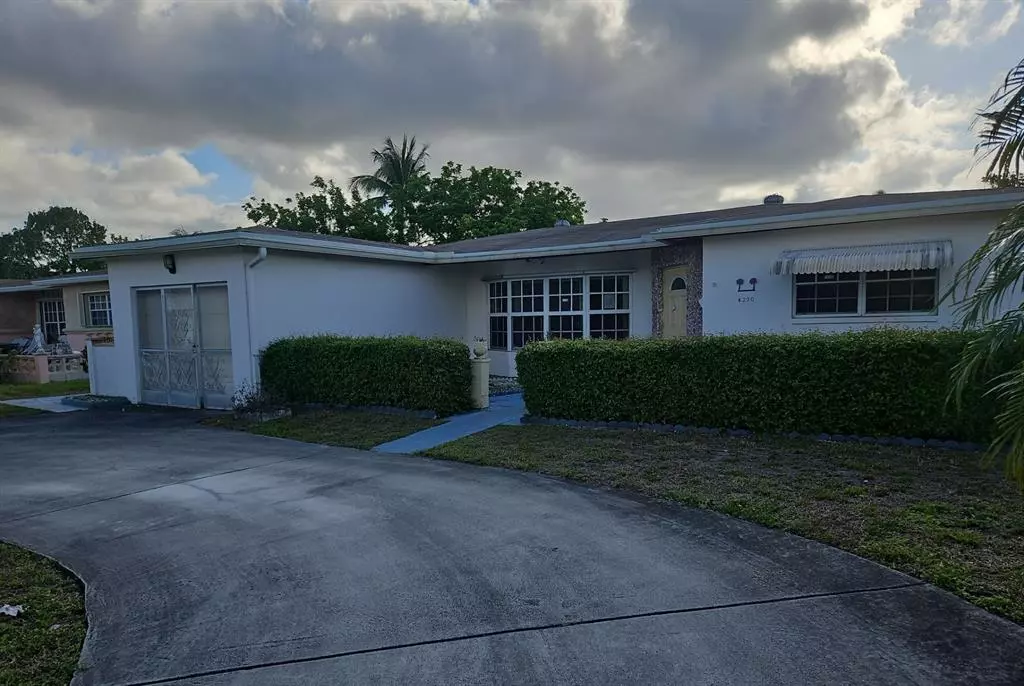 Lauderdale Lakes, FL 33319,4290 NW 41st Ter