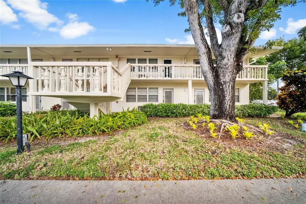 Deerfield Beach, FL 33442,263 Newport P #263