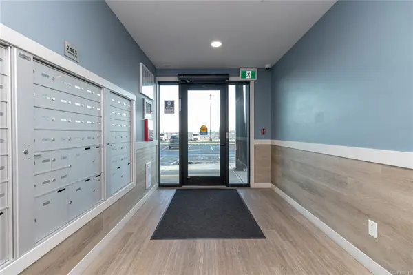 Langford, BC V9B 6R1,2465 Gateway Rd #204