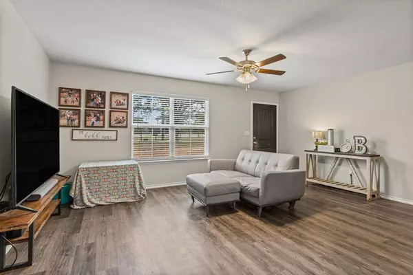 Springtown, TX 76082,396 Wild Hill Oak Drive