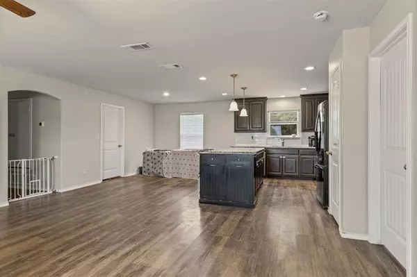 Springtown, TX 76082,396 Wild Hill Oak Drive