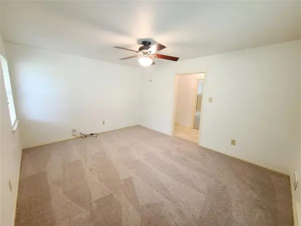 Dallas, TX 75214,7409 Brentcove Circle